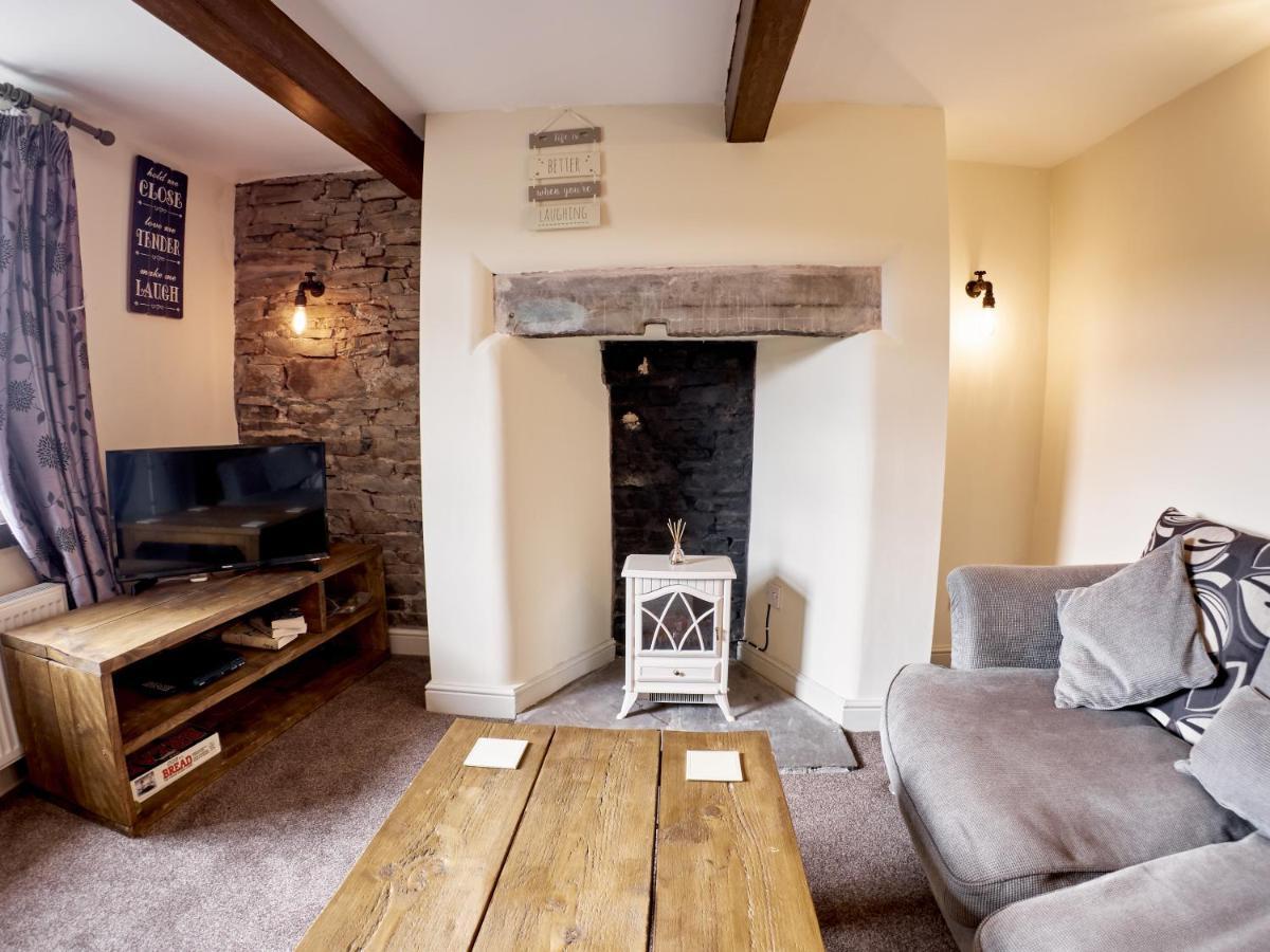 Villa Tower View Blackburn  Esterno foto