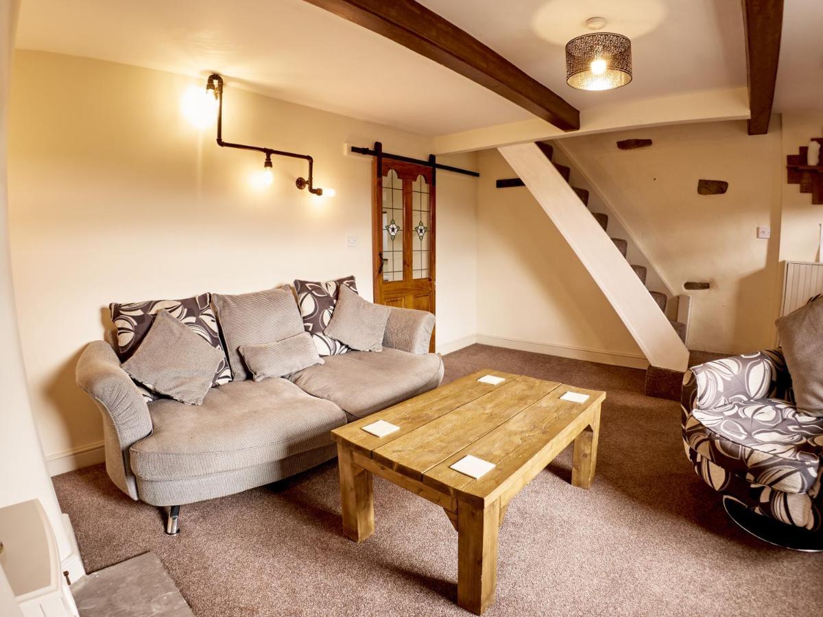 Villa Tower View Blackburn  Esterno foto
